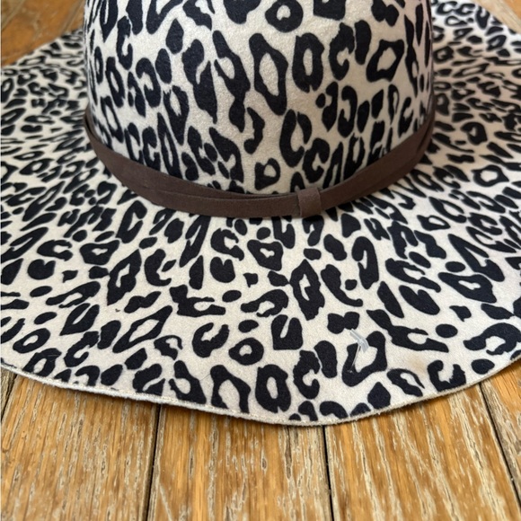 Scala Pronto womens hat Leopard Pattern Sun Hat  #beachhat#coastalcowgirl#rodeo - Picture 5 of 6
